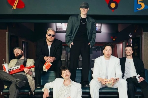 BETABOYS ESTRENAN «BROKEN HEART»: EL ADELANTO DE SU ESPERADO PRIMER ÁLBUM «GREAT&nbsp;PRETENDERS»