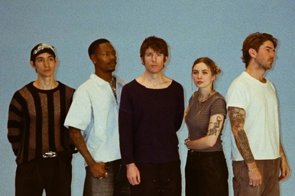 TURNSTILE CON 5 NOMINACIONES AL GRAMMY 2026: EL HARDCORE LLEGA A LA ALFOMBRA&nbsp;ROJA