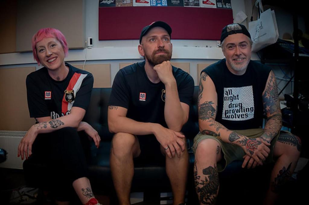 UGLY CRIERS lanza su contundente debut ‘Catching Spiders’: Un grito honesto desde el&nbsp;sótano