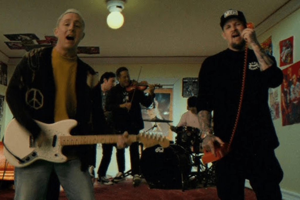 Yellowcard y Good Charlotte unen fuerzas en «Bedroom Posters»: una colaboración nostálgica antes de la gira por&nbsp;Oceanía