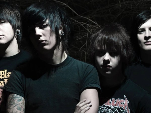 BRING ME THE HORIZON REGRESA A SUS RAÍCES: COUNT YOUR BLESSINGS EN VIVO Y&nbsp;REMASTERIZADO