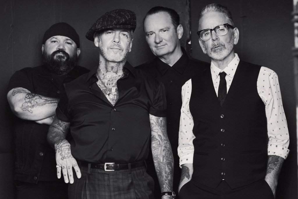 Social Distortion estrena el emotivo video de «Tonight», con la participación del hijo de Mike&nbsp;Ness
