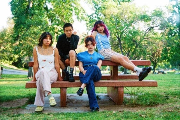 The Linda Lindas estrenan el videoclip de «Gotta Get Out», el tema que da título a su nuevo álbum
