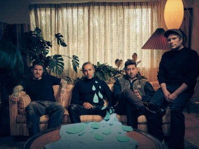 Fall Out Boy lanza ‘It Feels Like Christmas’ con Kermit The&nbsp;Frog